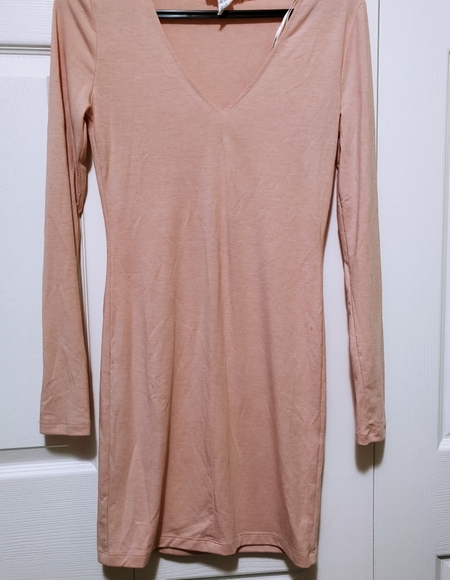 Ladies TOp - Picture 2 of 2